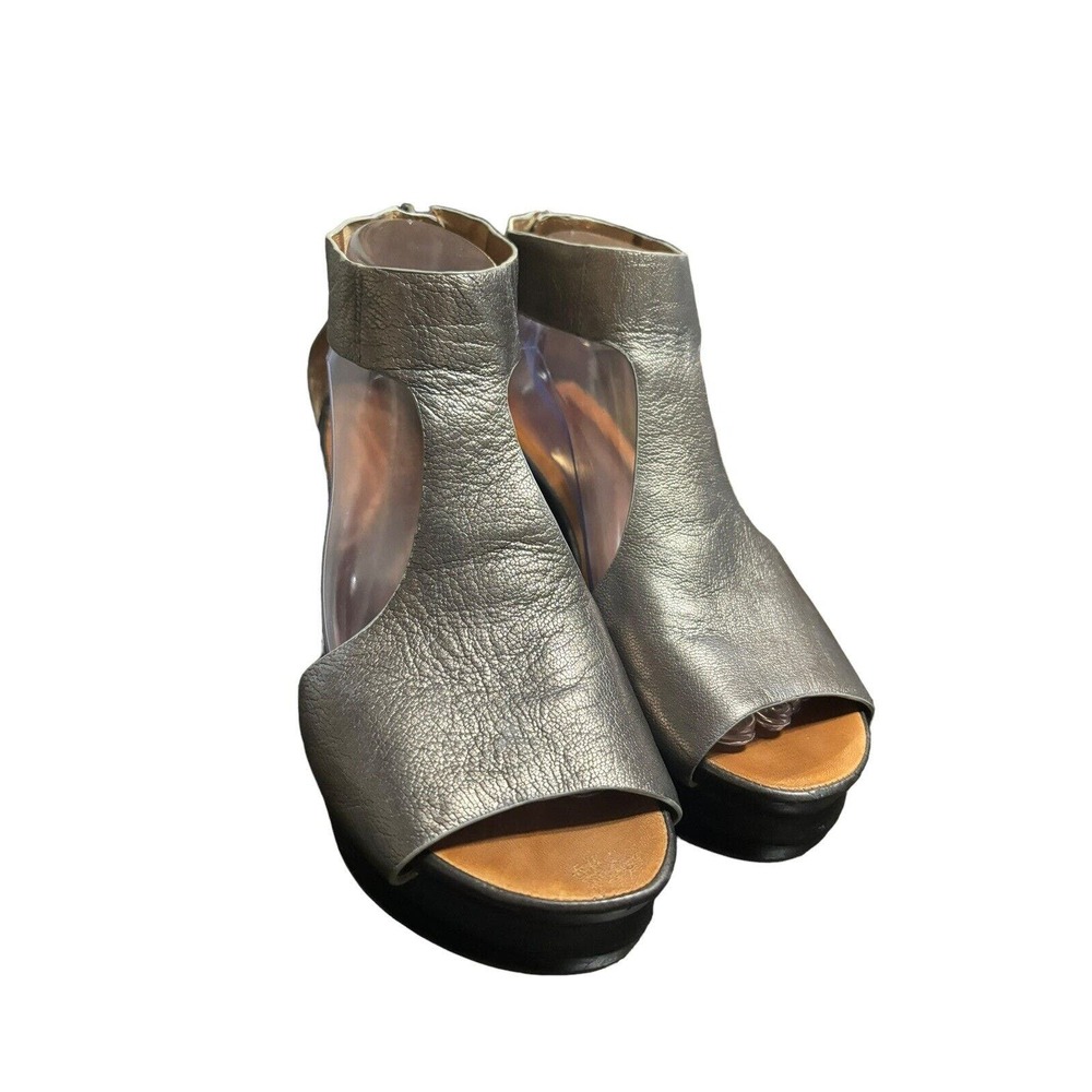 Gentle Soles Copper Wedges‎ Size 9 Zip Back